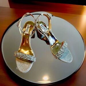 Badgley Mischka Glittering Gold Heels